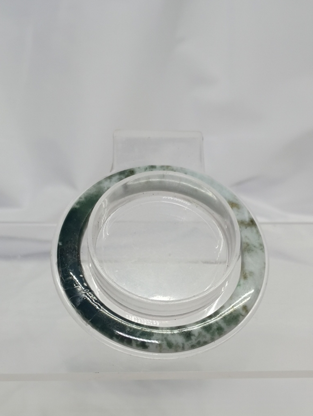 Jadeiete Bangle - Picture 4 of 6